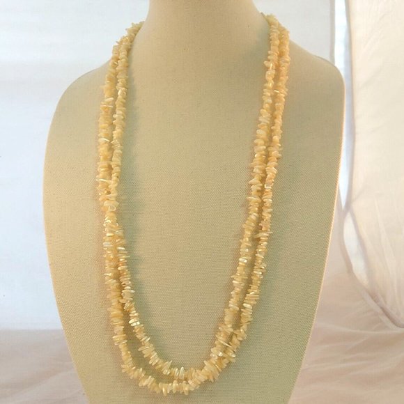 Vintage Necklace Mother of Pearl White Creamy Nuggets 1 Strand 34" - Picture 3 of 6